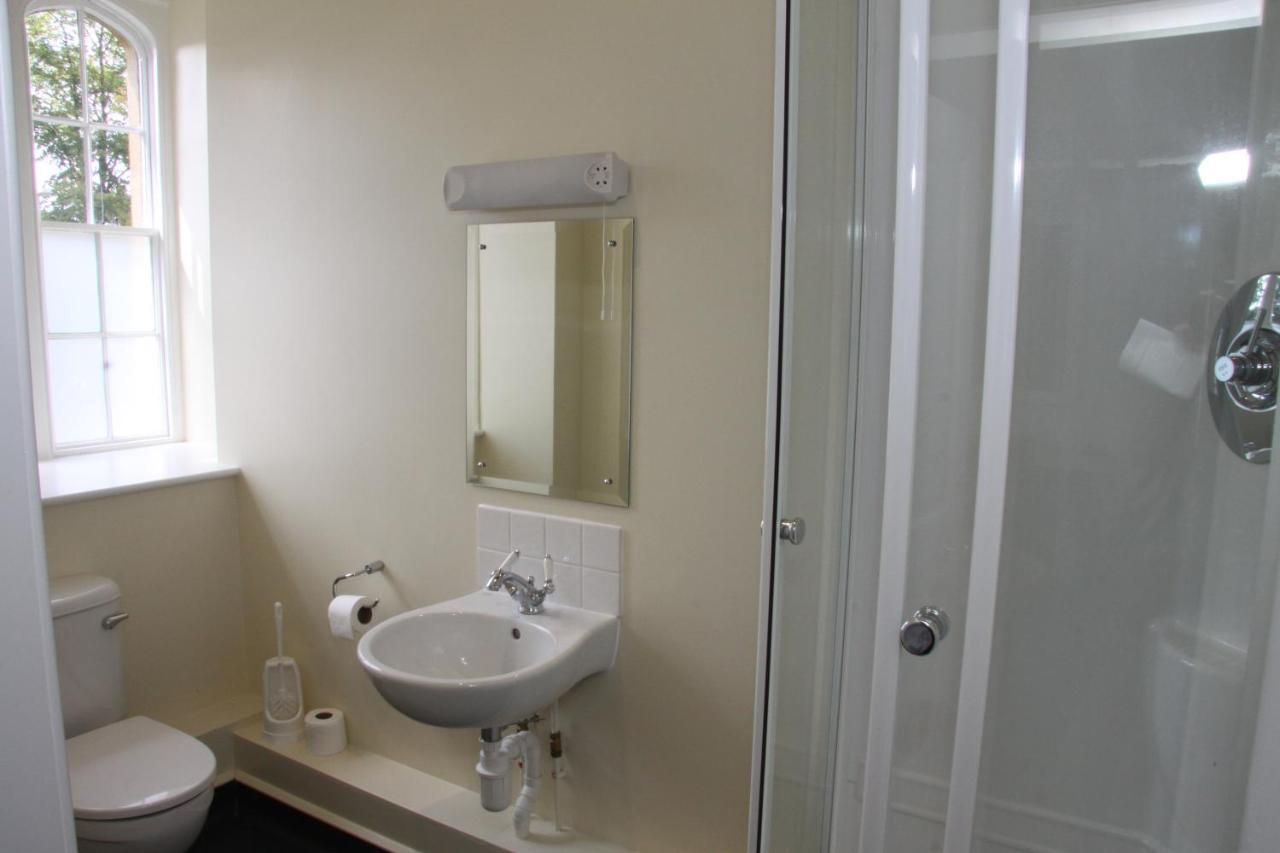 Habitación Individual con baño compartido